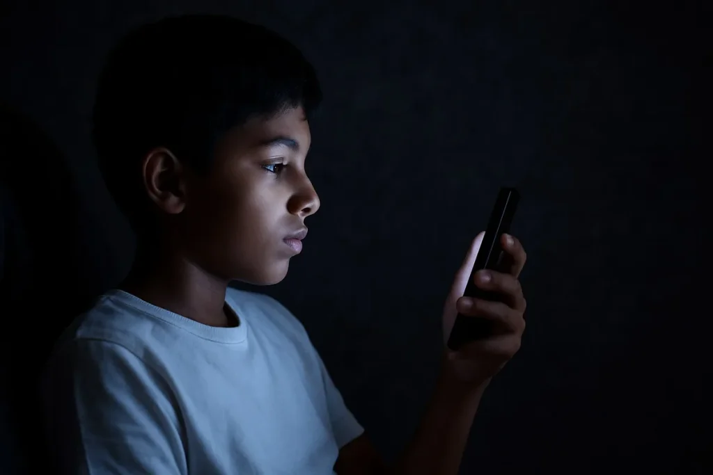 Un tribunal obliga a Meta a limitar Instagram y Facebook a 90 horas al mes para menores Meta limita uso Instagram adolescentes 90 horas — Un tribunal obliga a Meta a limitar Instagram y Facebook a 90 horas al mes para menores