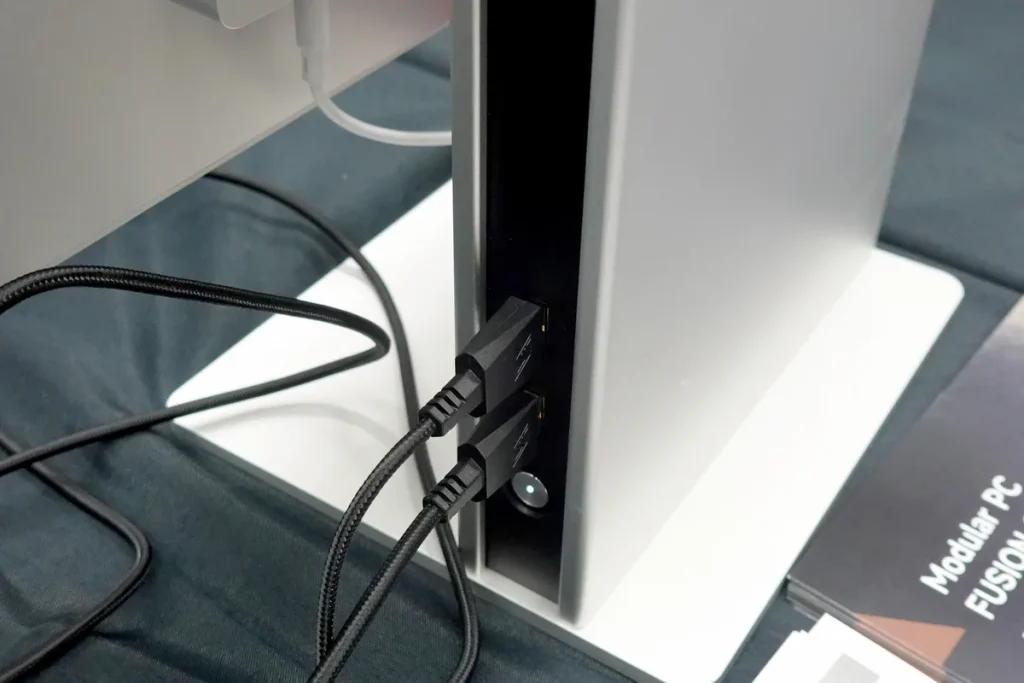 PCCOOLER introduces modular AIO PC with replaceable computer and display