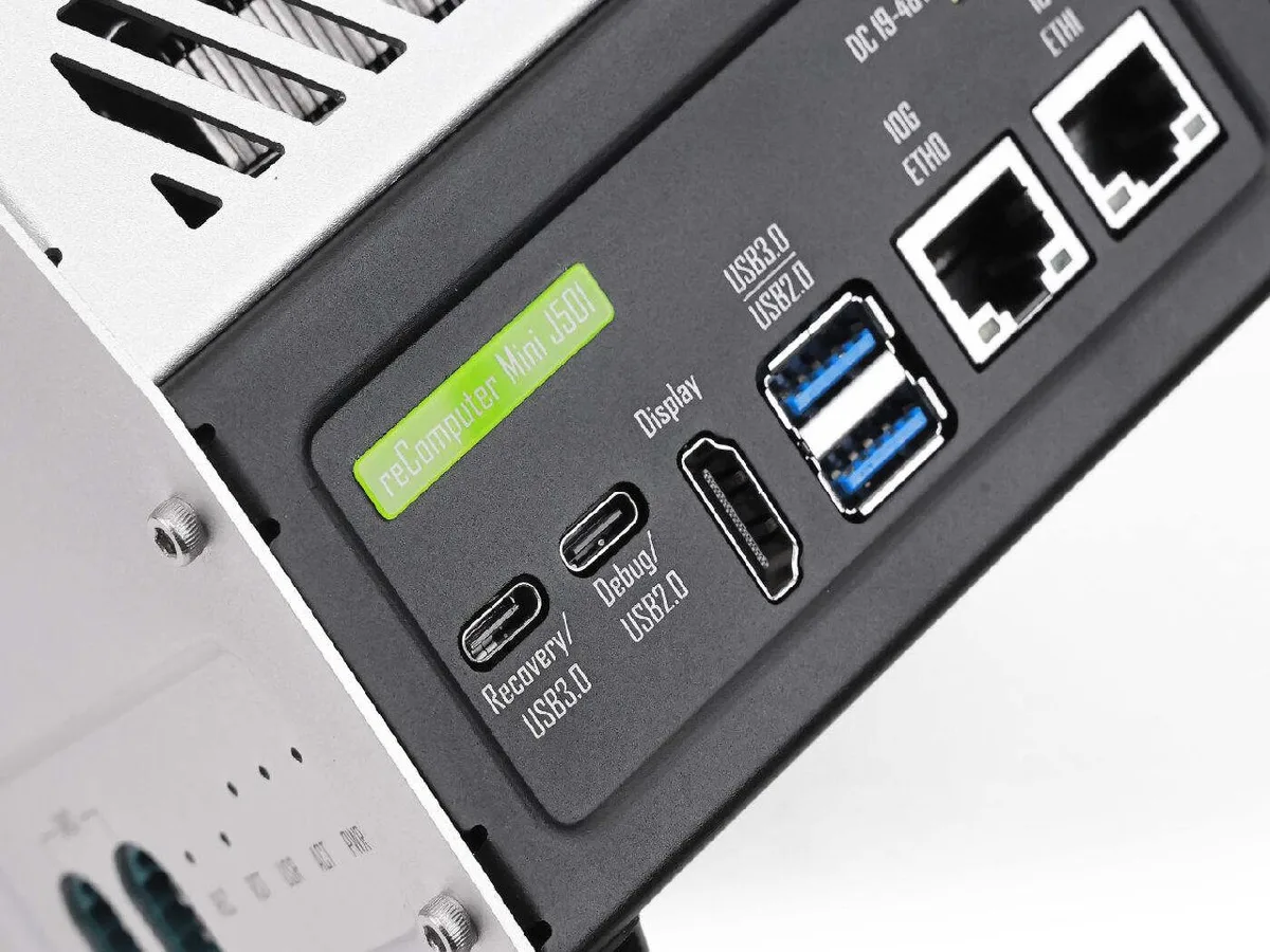 recomputer j5011 10 gbe edge ai mini pc imagen 2