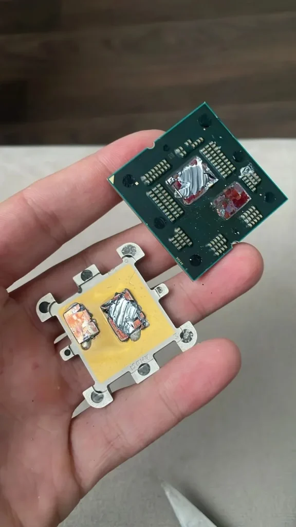 ryzen 7 7800x3d quemado — AMD Ryzen 7 7800X3D CPU burns and swells even after using AMD's updated BIOS 5