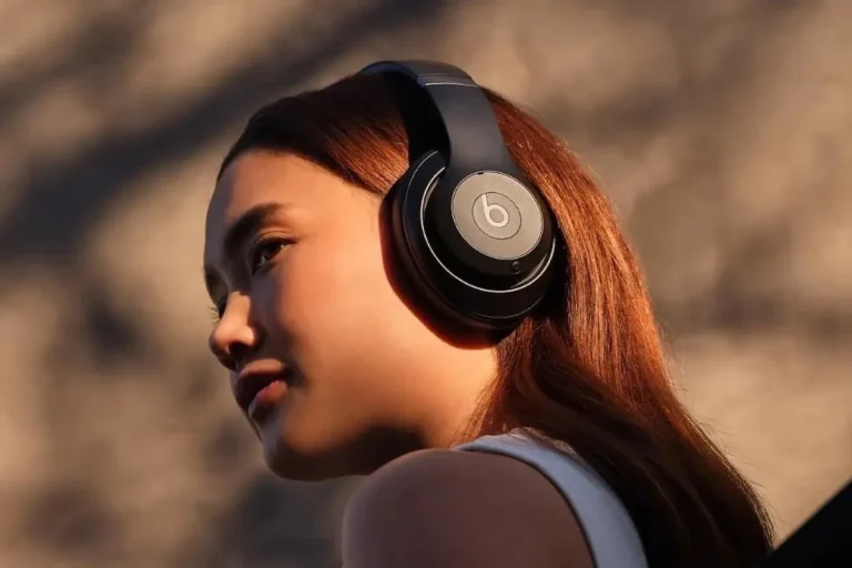 auriculares Beats Studio Pro — Los Beats Studio Pro bajan más de 200 euros con un 53% de descuento