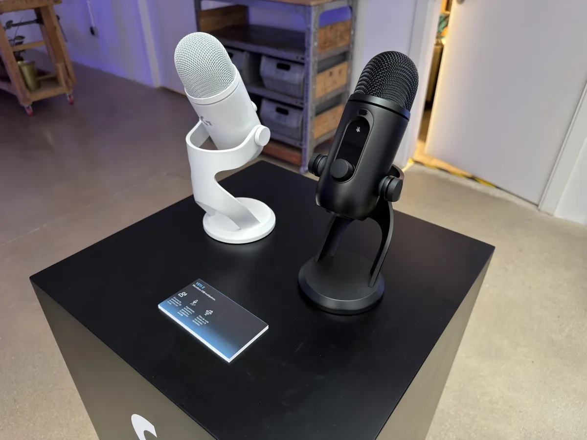logitech s new blue yeti 2 mic adjusts i imagen 2