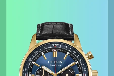 cronógrafo deportivo Citizen Eco-Drive — Citizen lanza un cronógrafo de carreras con brújula y Eco-Drive