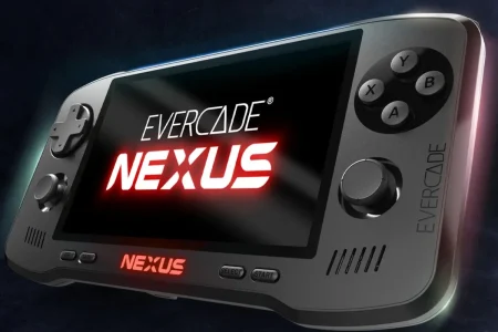 Evercade Nexus lleva el catálogo retro a otro nivel con su nueva portátil