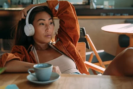 Los JBL Tune 520 bajan a 29,99 euros y ofrecen 57 horas JBL Tune 520 precio — Los JBL Tune 520 bajan a 29,99 euros y ofrecen 57 horas