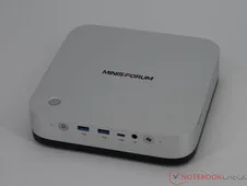 Minisforum M2 Pro ofrece potencia y poco ruido en poco espacio