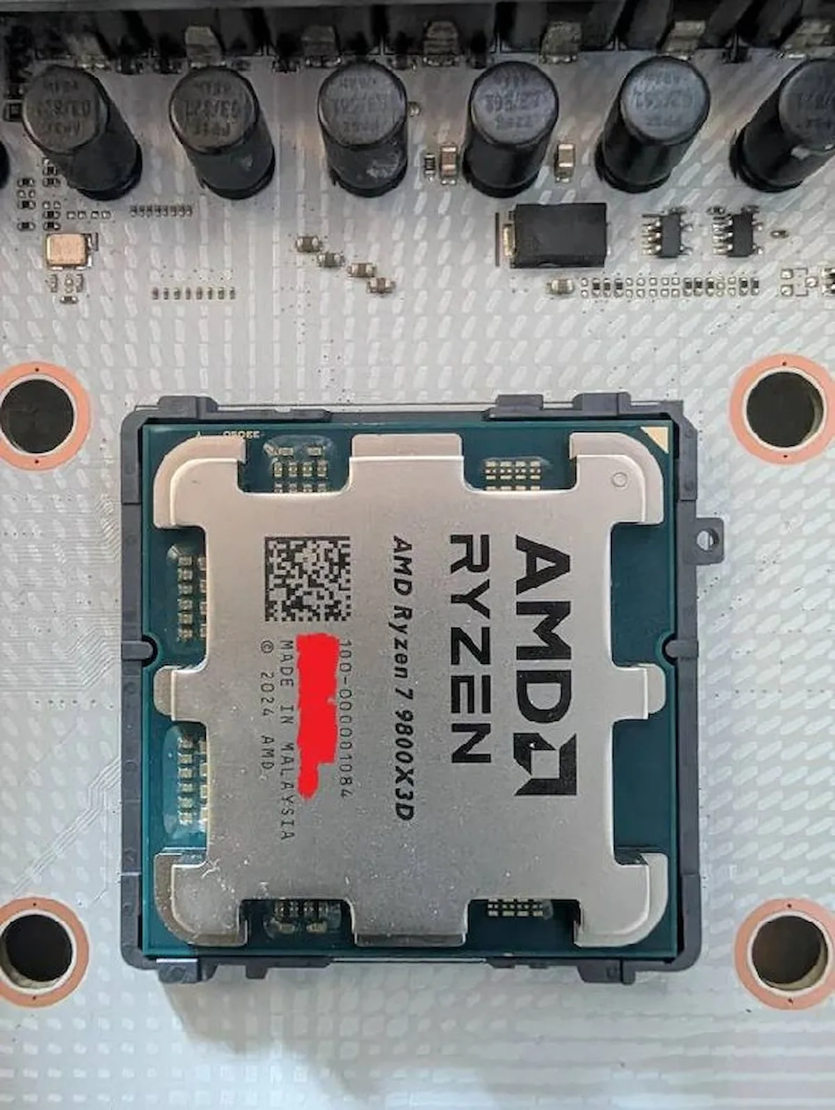 ryzen 7 9800x3d falso — walmart customer receives fake ryzen 7 9 imagen 1