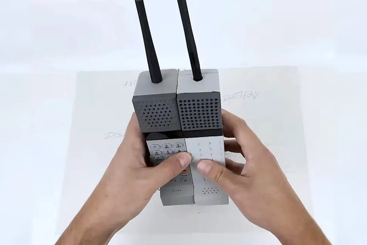 Kevin Noki lanza el ADHD One, un móvil retro impreso en 3D sin internet que solo hace llamadas