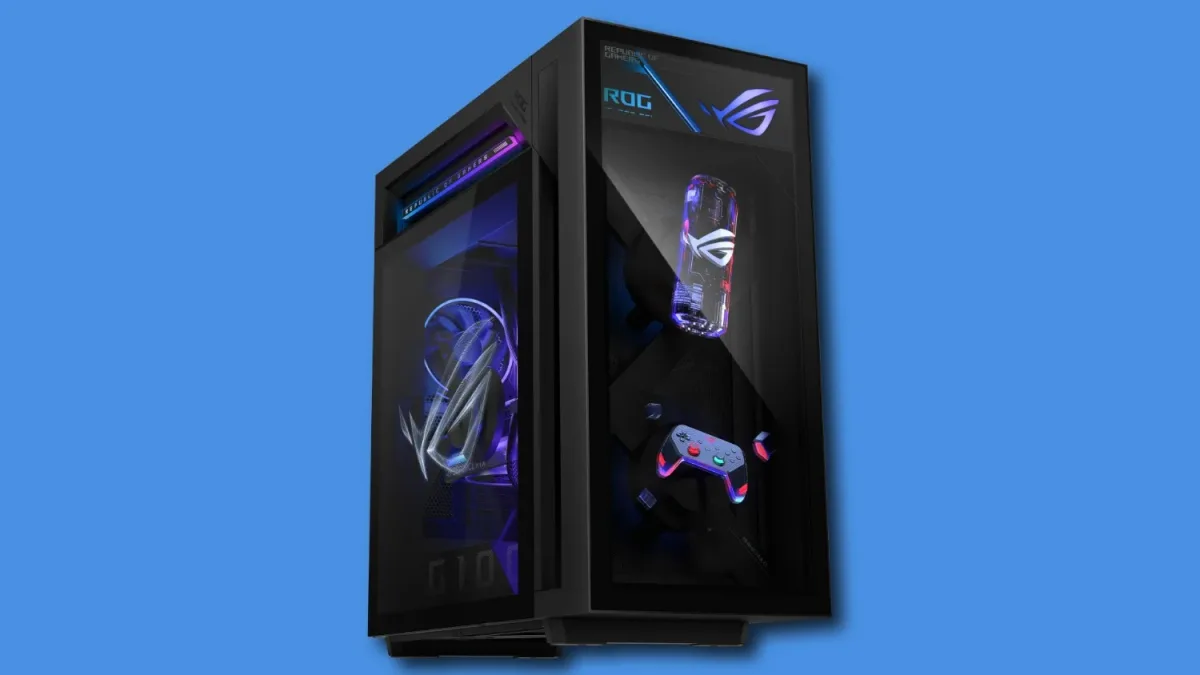 PC de sobremesa gaming ASUS ROG con panel lateral de cristal, componentes iluminados e iluminación RGB sobre fondo azul