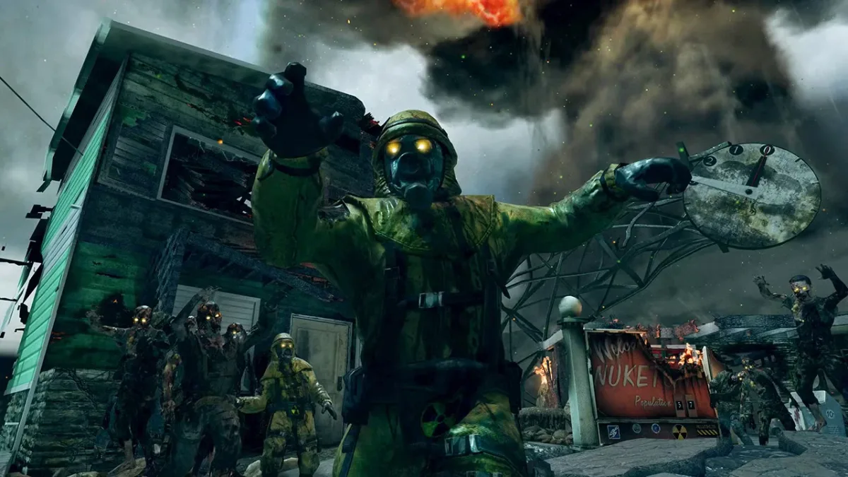 Zombi con máscara de gas se abalanza en una escena de Black Ops 2 Zombies, con un autobús ardiendo detrás, ligado al caso Black Ops 2 DMCA