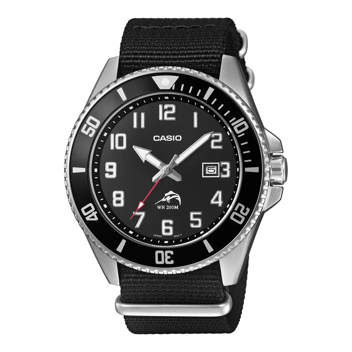 Reloj de buceo Casio Duro MDV106C-1AV con esfera negra, bisel unidireccional y correa de tela negra