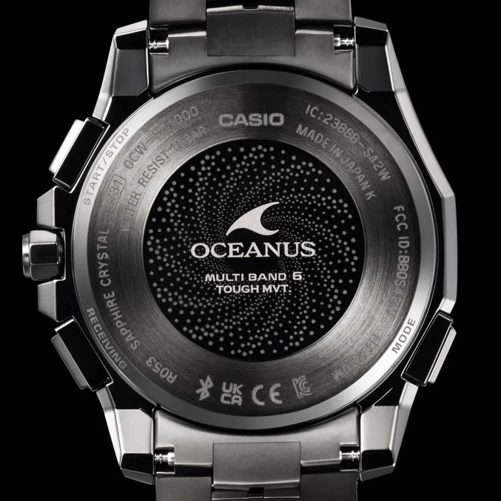 Detalle del Oceanus Manta y su esfera negra