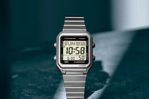 Casio añade a su web de Tailandia un reloj digital cuadrado con correa de acero Casio W-221HD-1A — Casio añade a su web de Tailandia un reloj digital cuadrado con correa de acero
