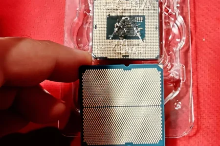Un presunto Ryzen 9 9950X3D2 falso apunta a un fraude de devoluciones en Amazon con CPU abiertas CPU falsa Amazon — Un presunto Ryzen 9 9950X3D2 falso apunta a un fraude de devoluciones en Amazon con CPU abiertas