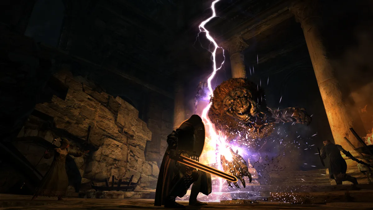 Enemigo jefe gigante en Dragon's Dogma: Dark Arisen, uno de los combates masivos del juego