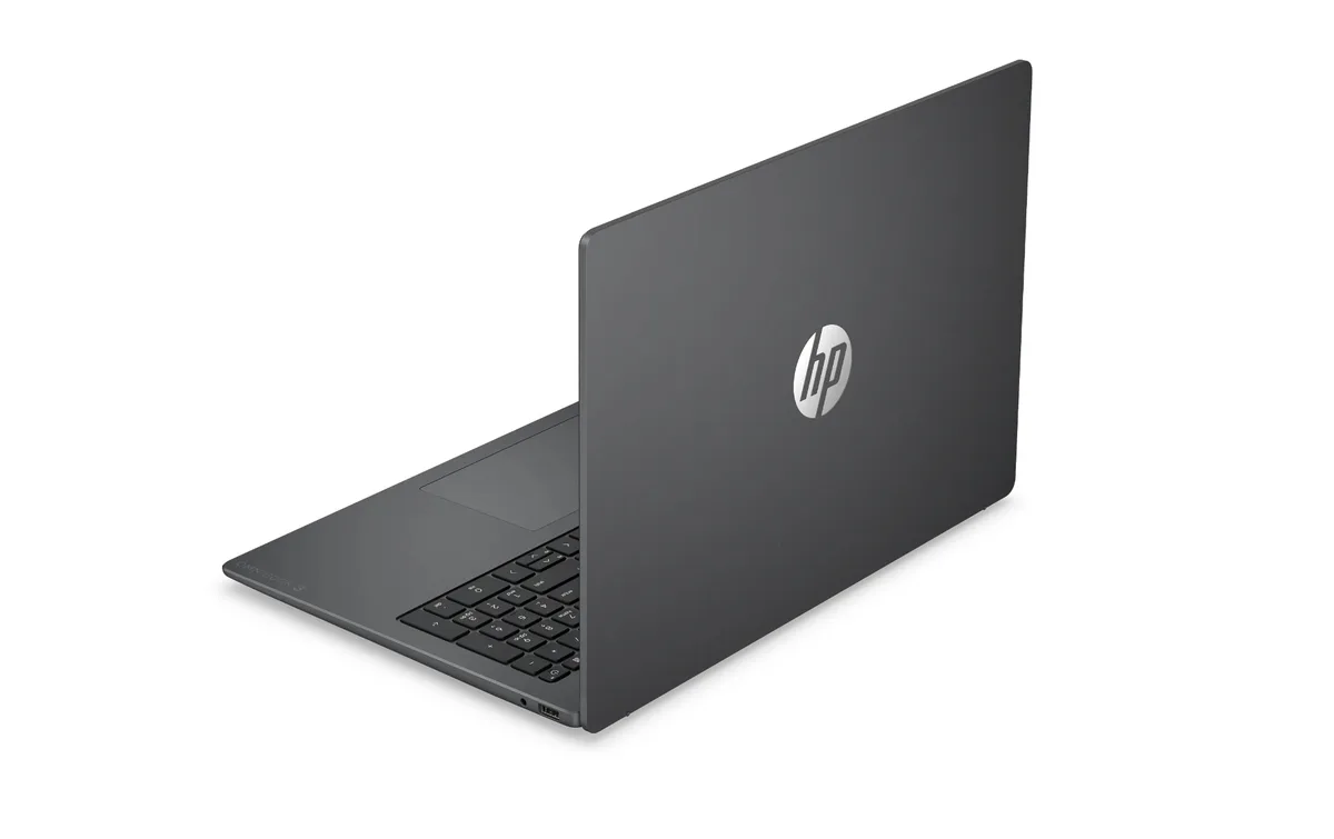 Vista del portátil HP OmniBook 3 16 con pantalla de 16 pulgadas y Snapdragon C
