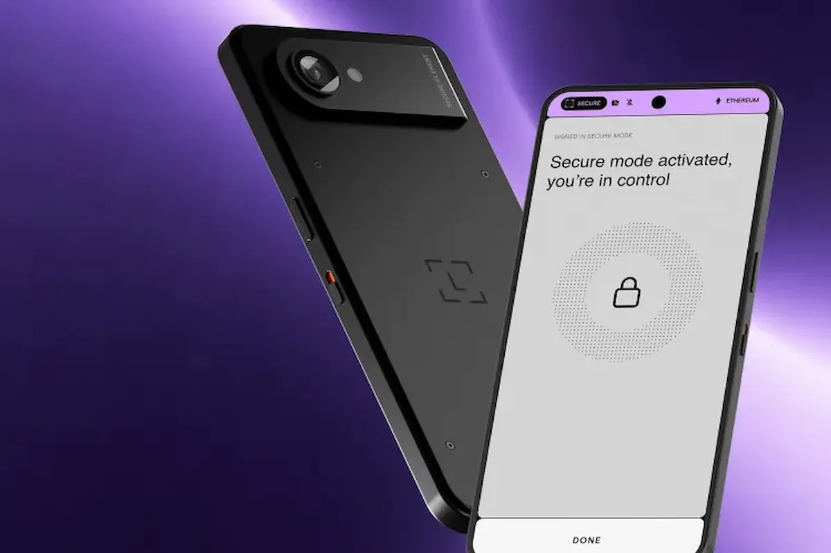 El Ledger Atom visto por delante y por detrás
