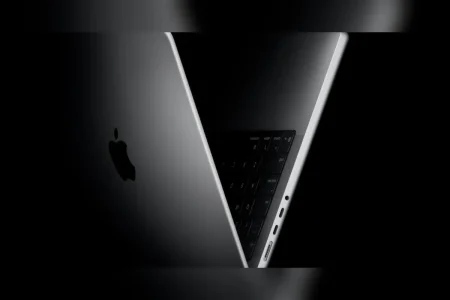 MacBook Pro pantalla táctil — macOS 27.2 deja pistas del MacBook Pro con pantalla táctil