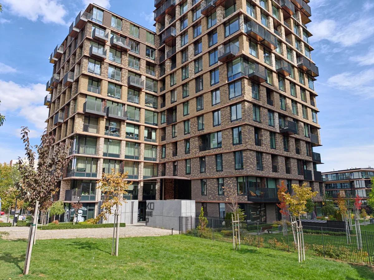 Oppo Find X10 Pro Max 1x - 24mm, f/1.5, ISO 50, 1/324s (5888x4416px) - News 26 10 Oppo Find X10 Series Camera Samples review