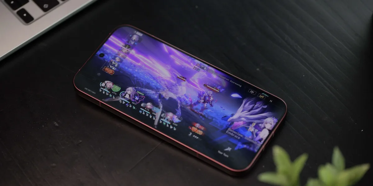 POCO F9 Ultra junto al POCO F8 Ultra para compararlos