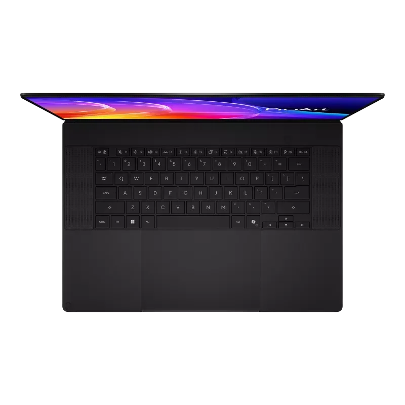 Asus ProArt P16 visto desde arriba, con el teclado y la pantalla visibles