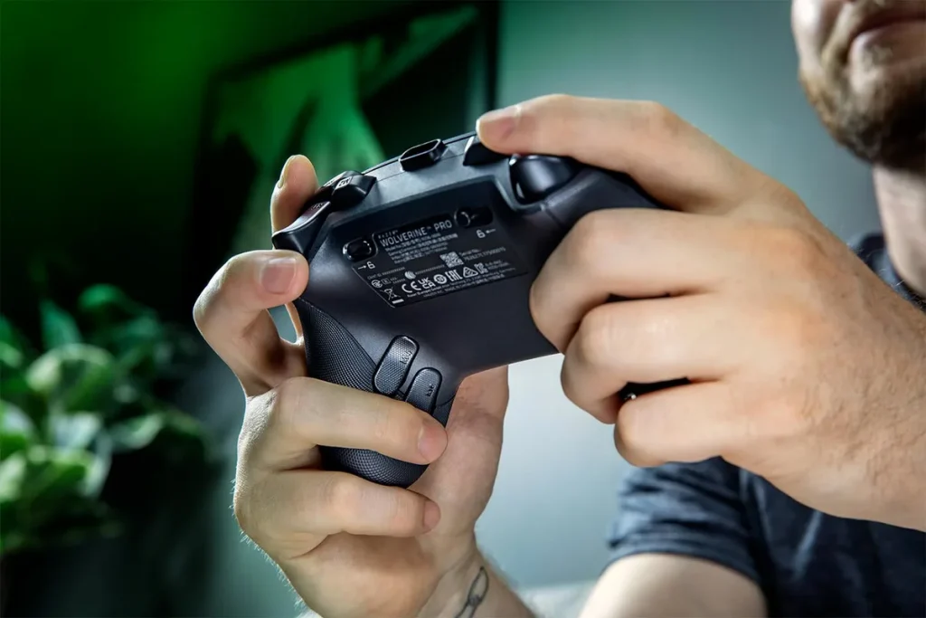 Razer Wolverine V4 galeria 1 2