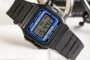 reloj Casio F-105W-1A barato — El reloj Casio F-105W-1A sale ya más barato que el F-91W en Amazon