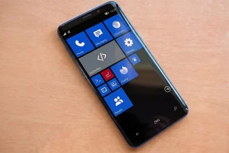 ztOS resucita Windows Phone 8.1 en el Samsung Galaxy S9, un sistema creado por aficionados Windows Phone en Android — ztOS resucita Windows Phone 8.1 en el Samsung Galaxy S9, un sistema creado por aficionados