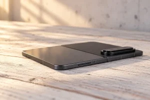 El Xiaomi 18 Fold supera al Galaxy Z Fold8 en brillo y batería, pero pesa más El Xiaomi 18 Fold supera al Galaxy Z Fold8 en brillo y batería, pero pesa más